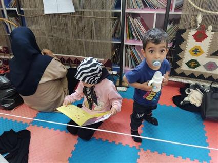 کارگاه آموزش گلیم بافی